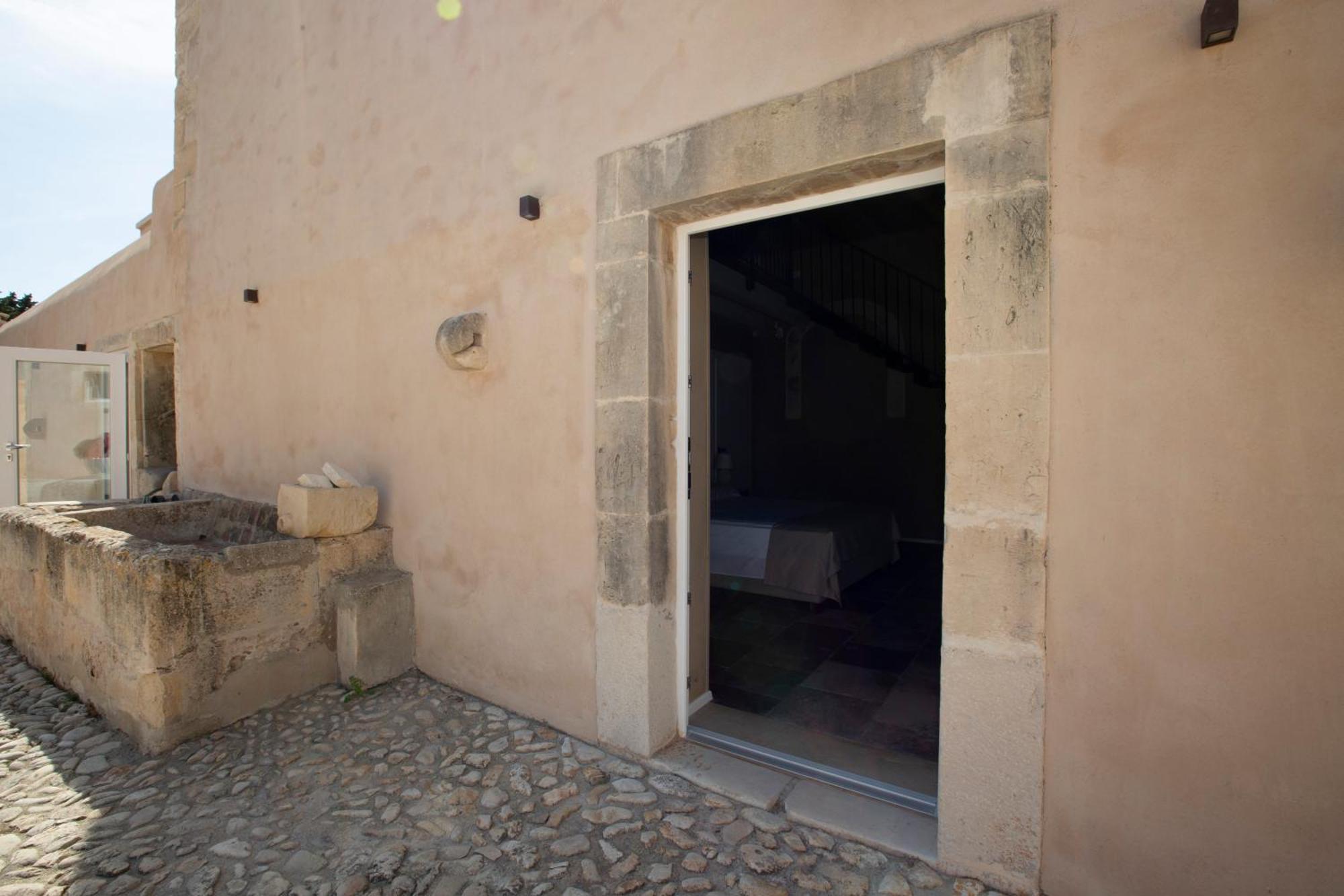 Ballium Luxury Relais Avola Exterior photo